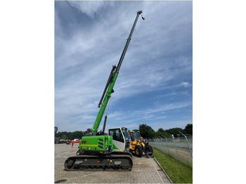 Guindaste sobre esteiras SENNEBOGEN