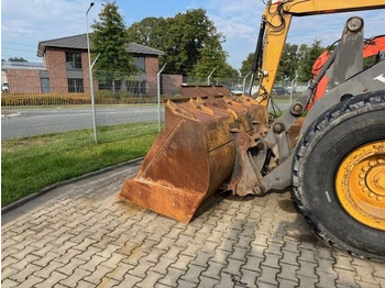 Pá carregadora de rodas Volvo L 90 F: foto 2 Pá carregadora de rodas Volvo L 90 F: foto 2