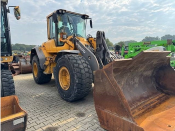 Pá carregadora de rodas Volvo L 90 F: foto 4 Pá carregadora de rodas Volvo L 90 F: foto 4