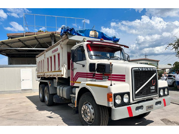 Camião basculante VOLVO