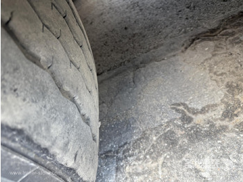 Semi-reboque de lona SCHWARZMUELLER Curtainsider Standard: foto 4 Semi-reboque de lona SCHWARZMUELLER Curtainsider Standard: foto 4