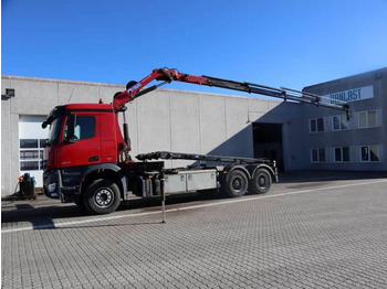 Camião com sistema de cabo MERCEDES-BENZ Arocs 2643