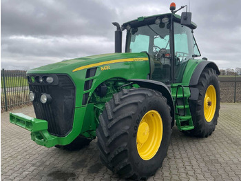 Trator JOHN DEERE 8030 Series