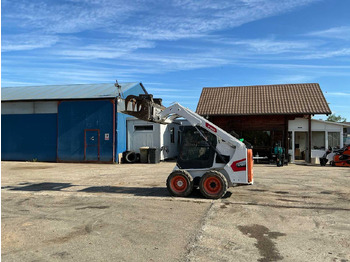 Mini pá carregadora de rastos BOBCAT - S450 - COMPACT LOADER - 2021: foto 2 Mini pá carregadora de rastos BOBCAT - S450 - COMPACT LOADER - 2021: foto 2