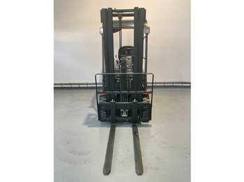 Empilhador EP - EFL 181 - 4.8 METER TRIPLEX, LI-ION, FREE-LIFT, SIDE-SHIFT - FORKLIFT: foto 4