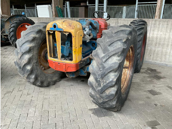 Trator FORDSON