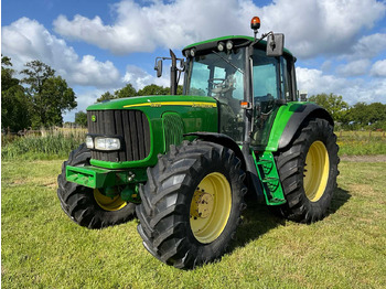 Trator JOHN DEERE 6920