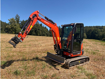 Mini escavadeira KUBOTA U27-4