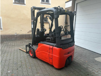 Empilhador LINDE E16-01 E386 - 3-WHEEL FORKLIFT (YEAR 2014): foto 5