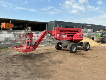 Plataforma aérea MANITOU
