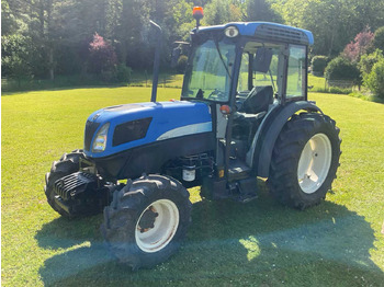 Trator NEW HOLLAND T4000