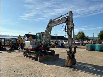 Escavadora de rastos TAKEUCHI TB175