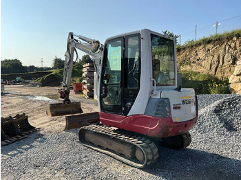 Mini escavadeira Takeuchi TB235: foto 4
