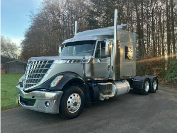 Camião INTERNATIONAL