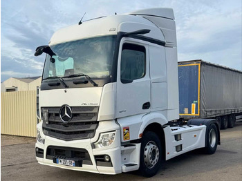 Camião MERCEDES-BENZ Actros 1845
