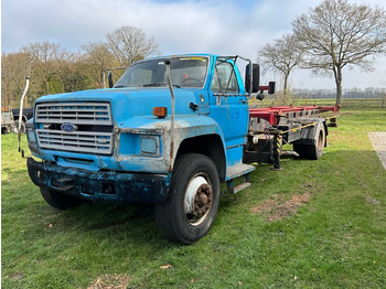 Camião FORD
