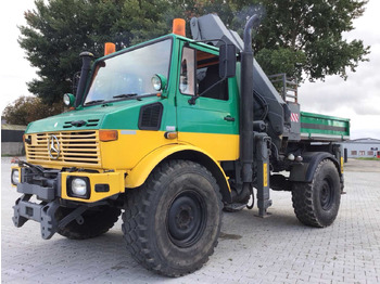 Camião UNIMOG U1300