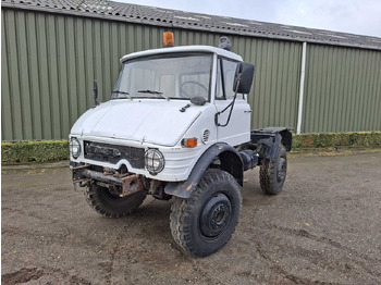 Camião UNIMOG