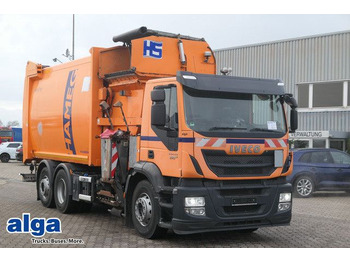 Caminhão de lixo IVECO