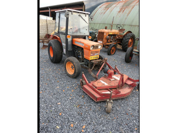 Trator KUBOTA