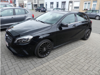 Automóvel MERCEDES-BENZ