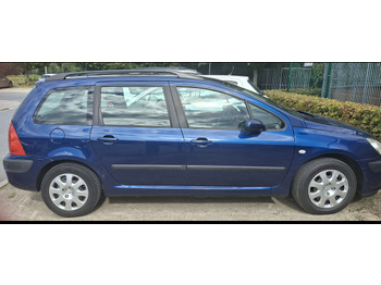 Automóvel PEUGEOT