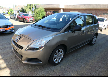 Automóvel PEUGEOT