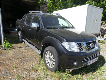Automóvel NISSAN Navara