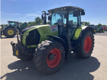 Trator CLAAS Arion 640