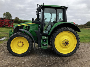 Trator JOHN DEERE 6120M