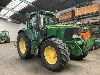 Trator JOHN DEERE 6820