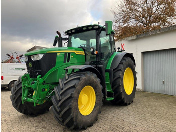 Trator JOHN DEERE 6R 215