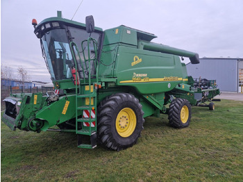 Ceifeira debulhadora JOHN DEERE 40 Series