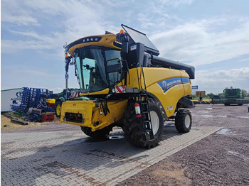 Ceifeira debulhadora NEW HOLLAND CX series