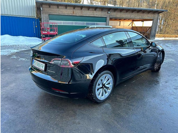 Automóvel TESLA