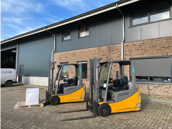 Empilhador elétrico JUNGHEINRICH EFG