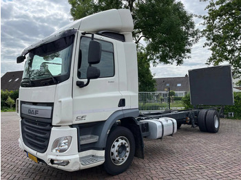 Camião chassi DAF CF 260