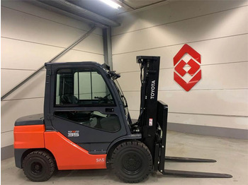 Empilhador a diesel TOYOTA