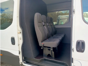 Furgão de passageiros IVECO Daily