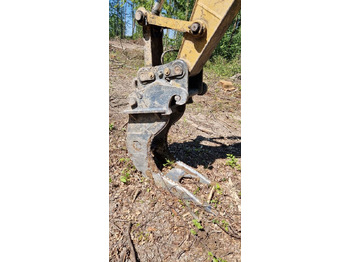 Escavadora de rastos Caterpillar 320D: foto 5