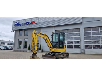 Mini escavadeira KOMATSU PC26MR-3