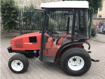 Trator Goldoni Idea 30 DT: foto 1