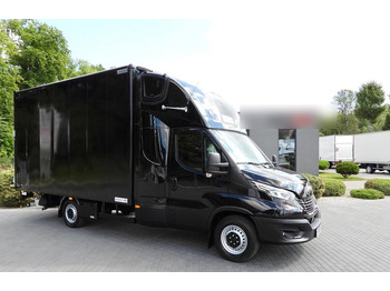 Carrinha de contentor IVECO Daily 35s18