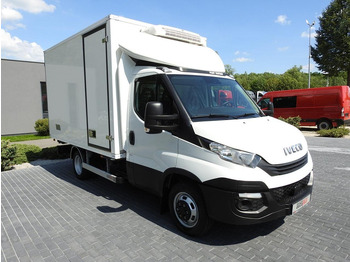 Locação financeira de Iveco DAILY 50C15 CHŁODNIA KONTENER -5*C ZASILANIE 230V KLIMATYZACJA B Iveco DAILY 50C15 CHŁODNIA KONTENER -5*C ZASILANIE 230V KLIMATYZACJA B: foto 4