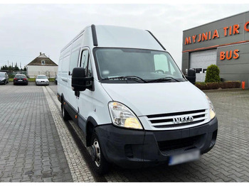 Carrinha de contentor IVECO Daily 35C15