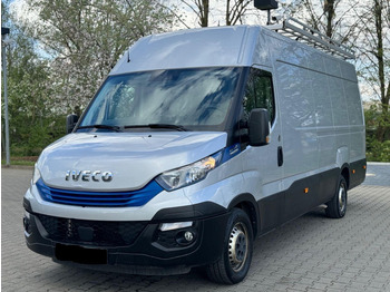 Carrinha de contentor IVECO Daily