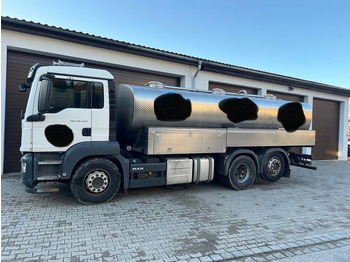 Camião cisterna MAN