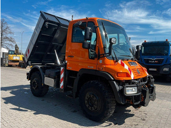 Dumper UNIMOG U400