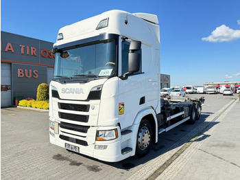 Camião transportador de contêineres/ Caixa móvel SCANIA R 450