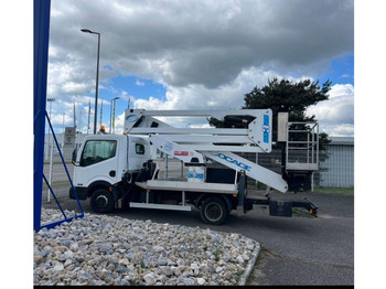 Veículo comercial NISSAN